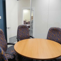 small_meeting_room_hd