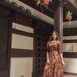 brown_gown_1